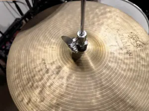 OneNoteミュージックスクールのドラムのハイハットシンバル、K.zildjian Constantinople 14インチ