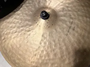 OneNoteミュージックスクールのドラムのライドシンバル、K.zildjian Constantinople Medium Thin High Ride 22インチ